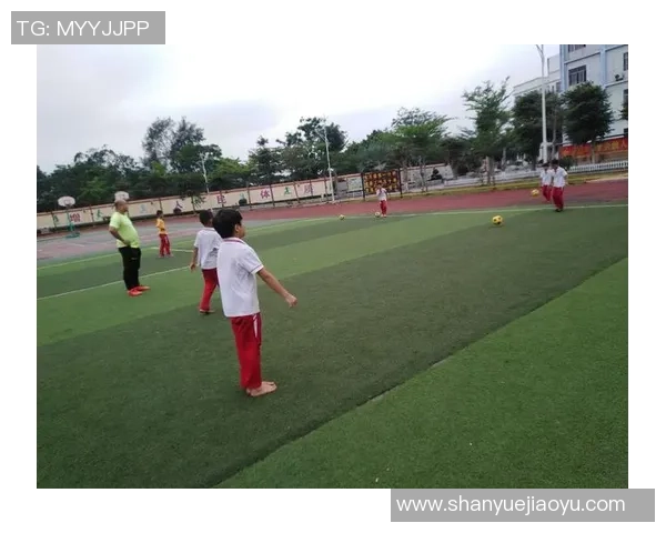 从零起步掌握足球技巧与个人能力提升全方位指南