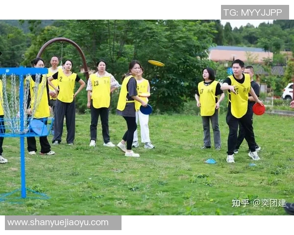 广州飞盘队在极限运动会积分榜中以52分稳居第一名表现出色 广州飞盘队在极限运动会积分榜中以52分稳居第一名表现出色