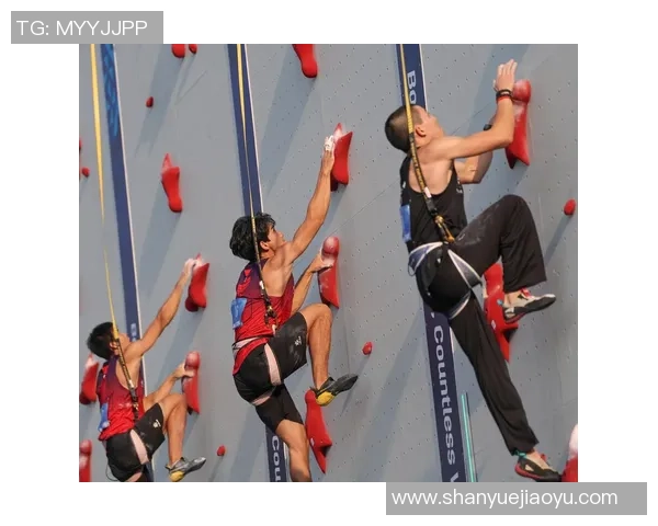 攀岩深度探索:揭秘成都攀岩队的战术与边路渗透技巧 攀岩深度探索:揭秘成都攀岩队的战术与边路渗透技巧