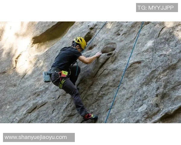 杨静谈攀岩之路:从初学者到顶尖选手的心路历程与成长故事 杨静谈攀岩之路:从初学者到顶尖选手的心路历程与成长故事