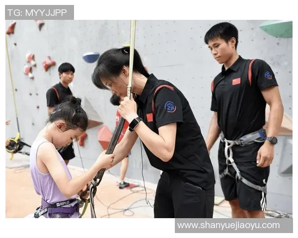 武汉攀岩队的进攻策略与训练方法全解析,助你攀登更高峰 武汉攀岩队的进攻策略与训练方法全解析,助你攀登更高峰