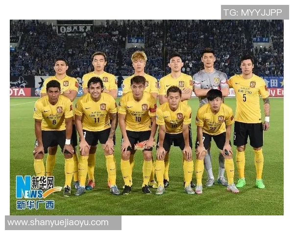 赛后分析:广州足球队与上海足球队实力对比及比赛亮点回顾 赛后分析:广州足球队与上海足球队实力对比及比赛亮点回顾