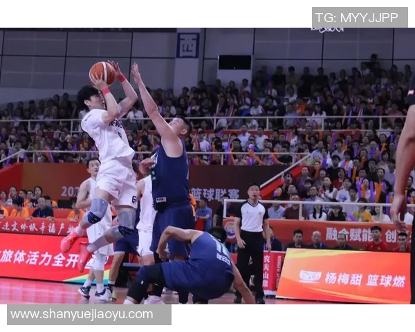 CBA浙江队迎战九台队精彩对决全场焦点瞬间回顾与分析